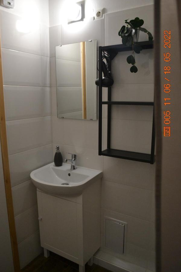 Sziget Apartman Еґер Екстер'єр фото